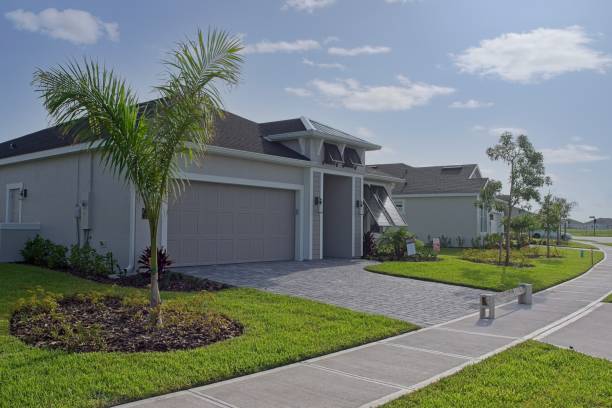 Best Driveway Resurfacing Pavers  in Easton, MD